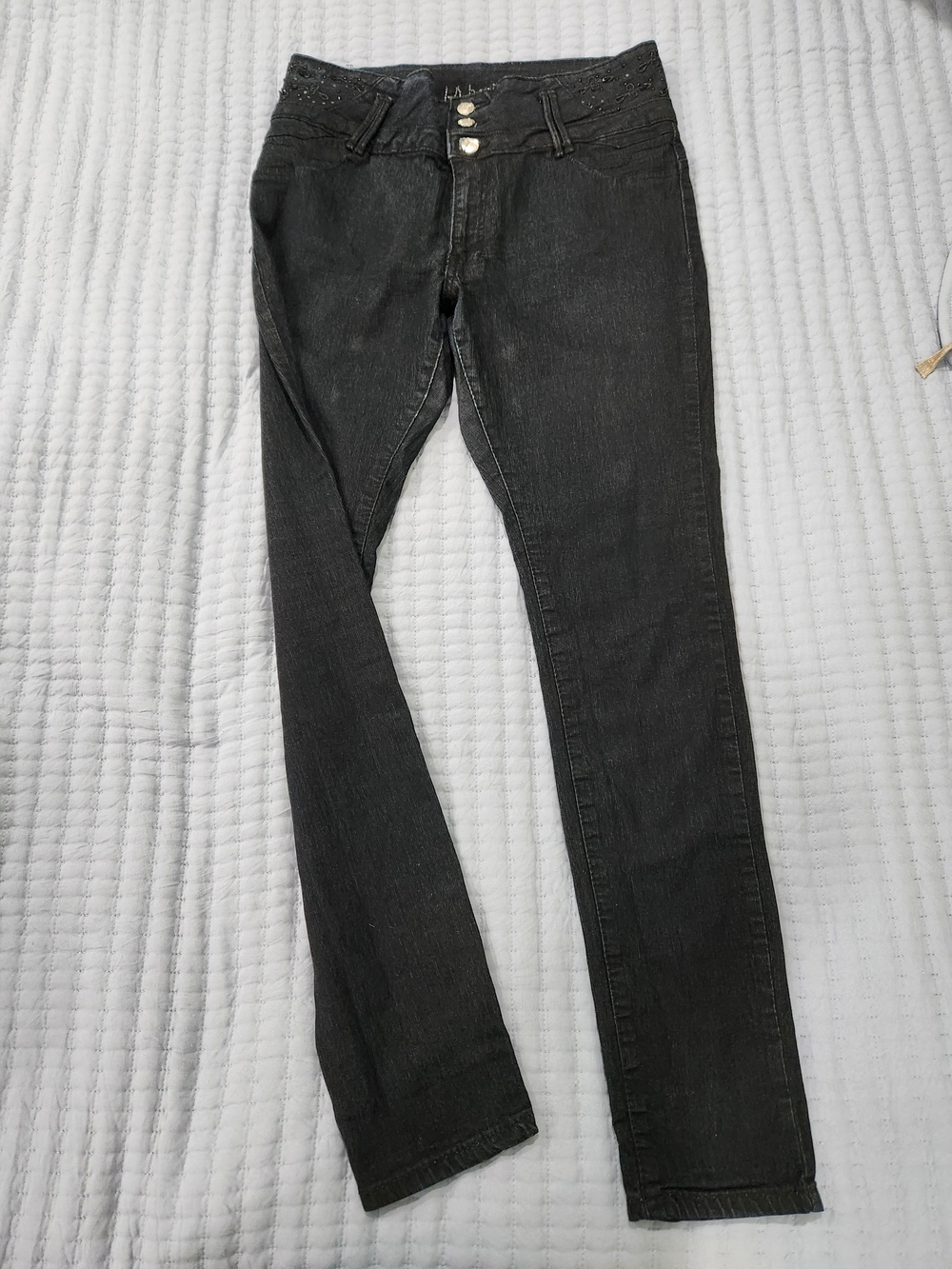 Women's Slim Black Skinny Jeans with Subtle Embellished Waist